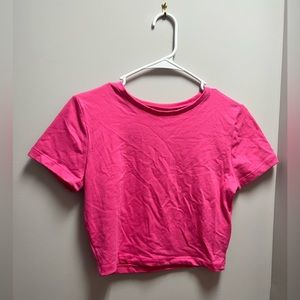 hot pink basic crop. target (wild fable) size M